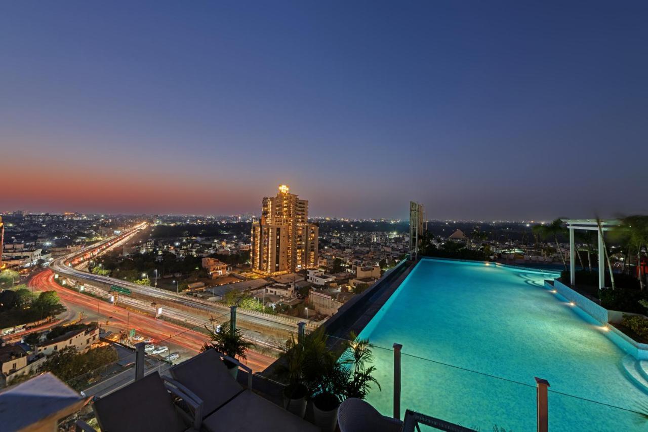 The Fern Habitat, Jaipur Hotel Bagian luar foto